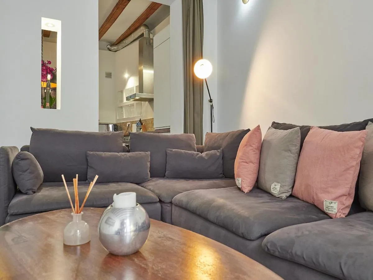 Alessandra Central Ramblas Barcelona Apartment