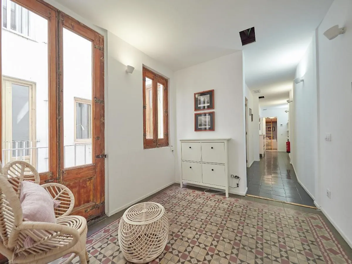 Apartment Alessandra Central Ramblas Barcelona
