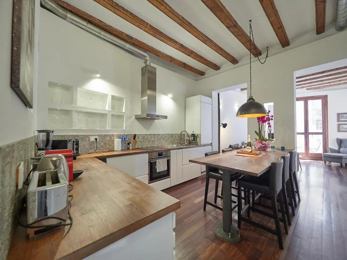 Apartment Alessandra Central Ramblas Barcelona Spain
