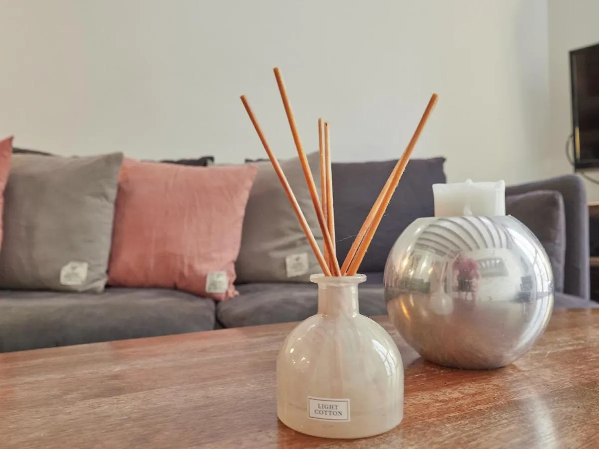 Apartment Alessandra Central Ramblas Barcelona